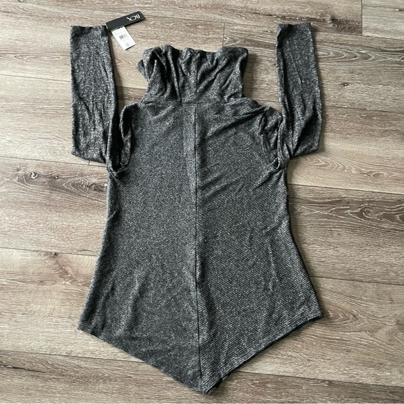 NWT BCX Junior's Textured Cowlneck V Hem Sweater Size Medium Color Heather Black - Picture 3 of 7